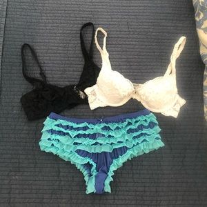 Beautiful bra and panty set!